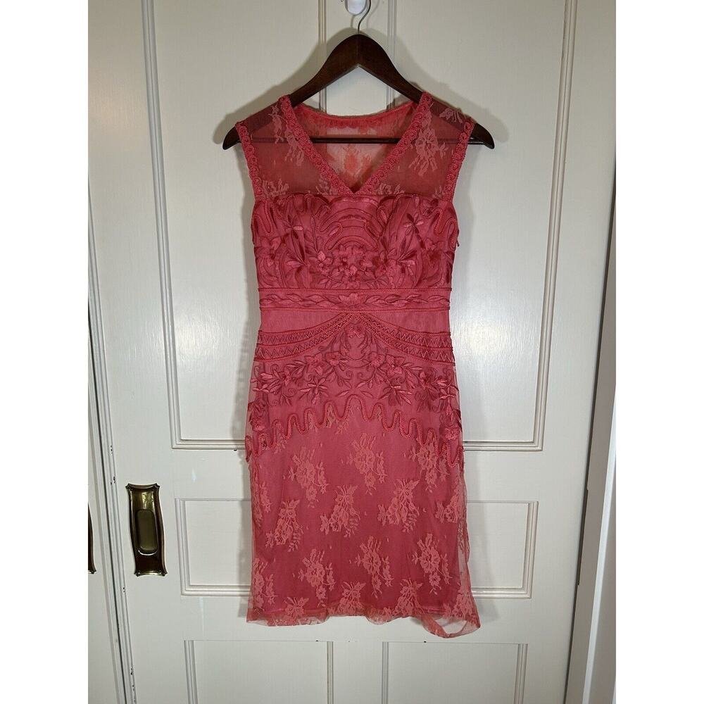 Sue Wong Nocturne Floral Embroidered Lace Cocktail Dress Womens Size 2 Coral